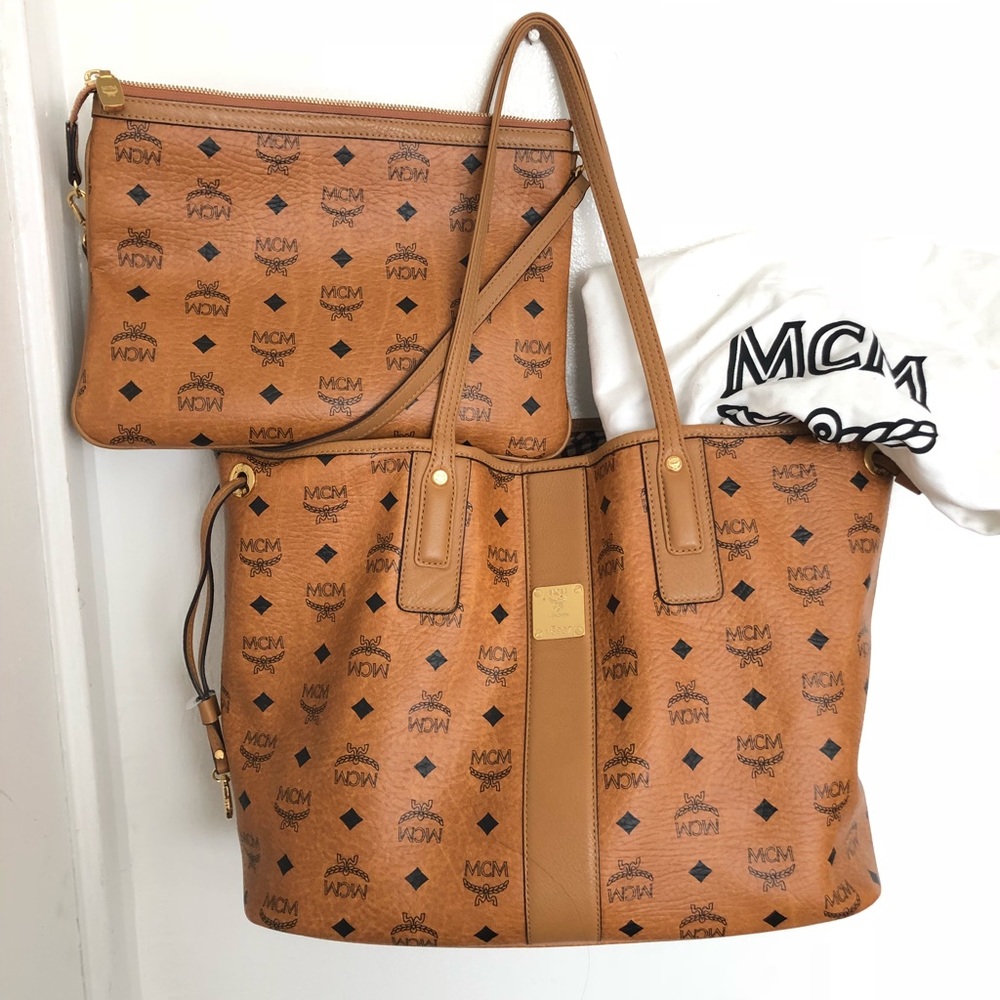 PERFECT CONDITION MCM Med Liz Reversible Shopper